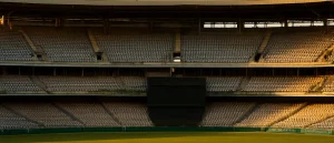 Australia take three wickets as South Africa struggle in Durban
