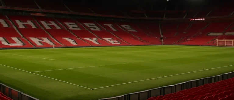 Man United's slump deepens as Martinez criticises club